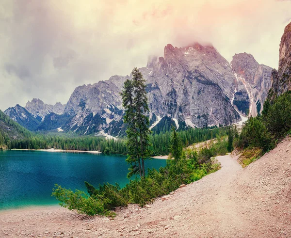 Mountain Lake Mountains Seaside Villa Italy — Stock Photo, Image