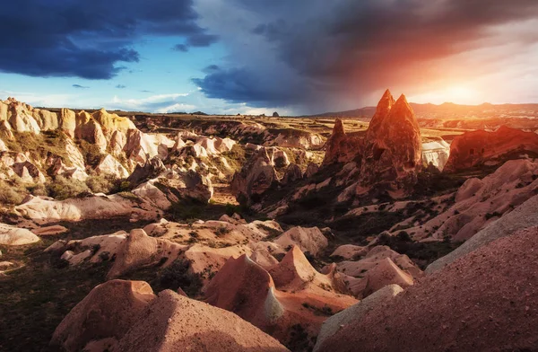 Increíble Puesta Sol Sobre Capadocia Turquía Mundo Belleza Europa — Foto de Stock