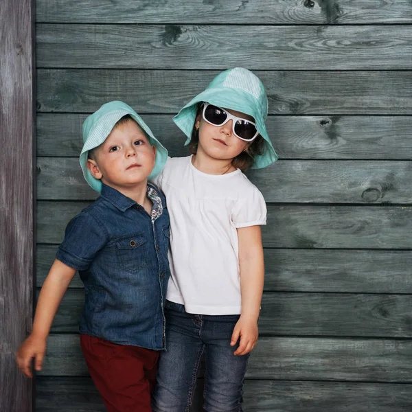 Happy Young Children Siblings Beautiful Exhibition Ukraine Europe — Stock Photo, Image