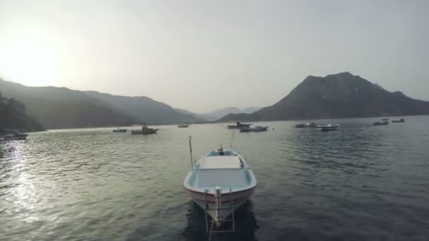 Vistas panorámicas de los barcos en el mar. Turquía — Vídeos de Stock