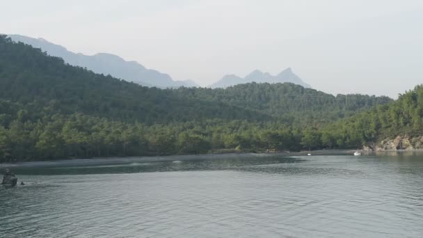 Malerische mediterrane Meereslandschaft in der Türkei — Stockvideo