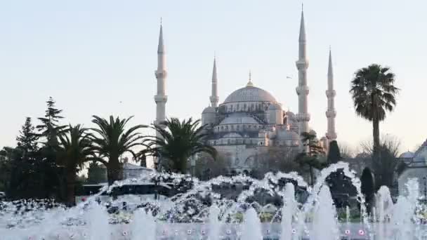 Mezquita Sultan Ahmed Mezquita azul iluminada, Estambul, Turquía — Vídeo de stock