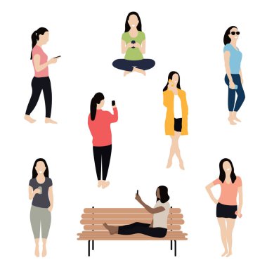 Smartphone, konuşurken, manifatura ve alma selfie kullanan kadın. Kalabalık ayakta ve farklı teşkil etmektedir oturan ve smartphone kullanarak moda kadın. Karakter tasarımı. Vektör