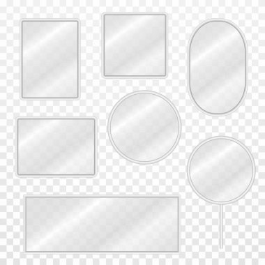 Bulanık yansımalı vintage aynalar seti. Çelik kenarlı ve şeffaf yüzeye sahip gerçekçi ayna çerçeveler