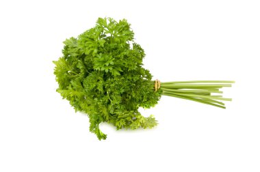 Taze yeşil maydanoz üzerinde beyaz izole salata için