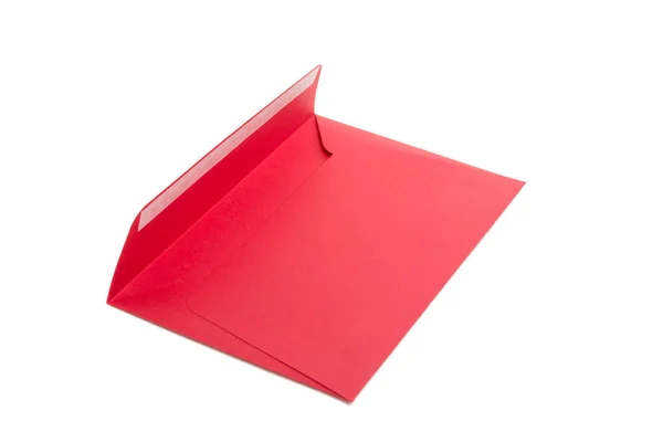 メールの投稿は 白で隔離用の赤い紙封筒 — ストック写真