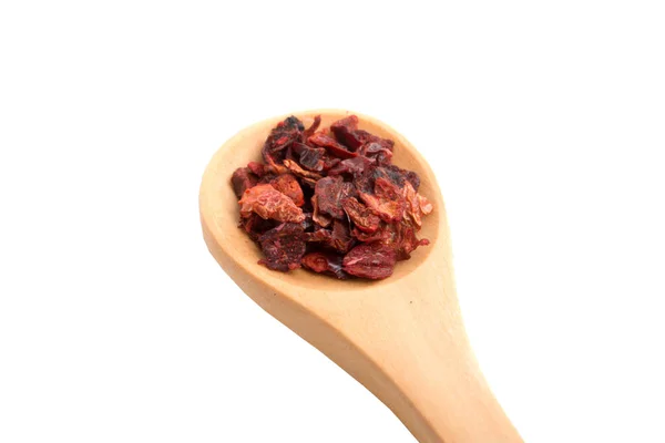 Rode Paprika Gedroogde Peper Houten Lepel Geïsoleerd Witte — Stockfoto