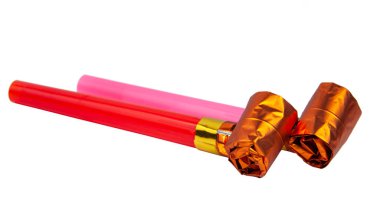 Parti renkli folyo sesi çıkarıcı yuvarlandı ya da ıslık çaldı.