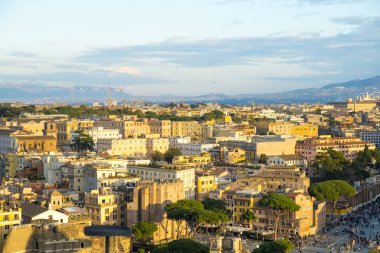 Roma Cityscape yüksek açı görünümü sunak vatan