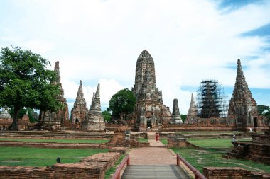 Eski tapınak (Wat Chai Wattanaram). Phra Nakhon Si Ayutthaya ilinin tarihi parkında..