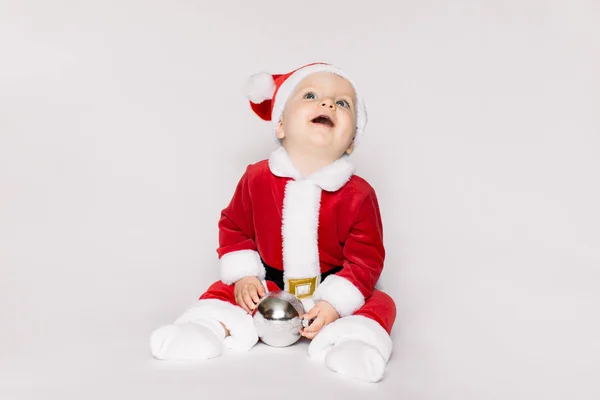 Portrait Enfant Portant Costume Père Noël Gamin Amuse Noël Joyeux — Photo