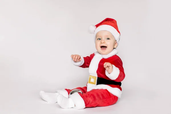 Très Mignon Petit Bébé Caucasien Portant Costume Père Noël Avec — Photo