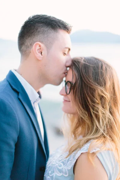 Close Tender Portrait Groom Hugging Bride While Standing Beach Lake — Stock Photo, Image