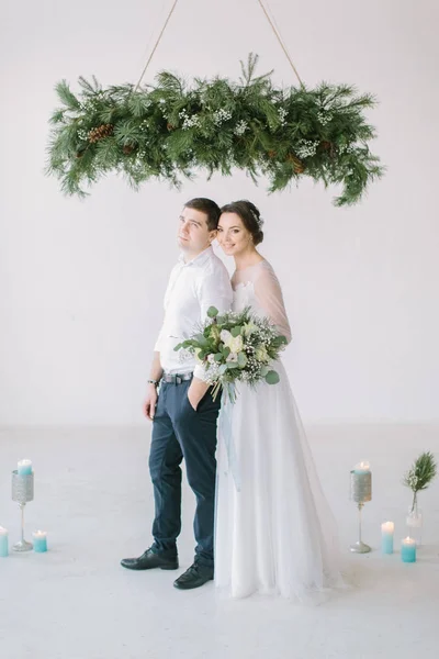 Casamento Muito Bonito Casal Incrível Cerimônia Casamento Quarto Branco Claro — Fotografia de Stock