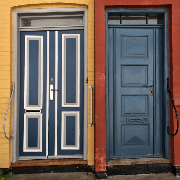 Closeup Old Doors Red Yellow Houses — Stock Photo, Image