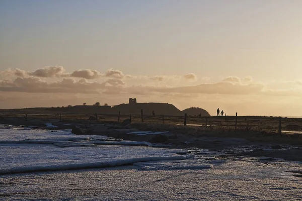 Zachód Słońca Wybrzeżu Czasie Zimy Może Być Używany Jako Tło — Zdjęcie stockowe