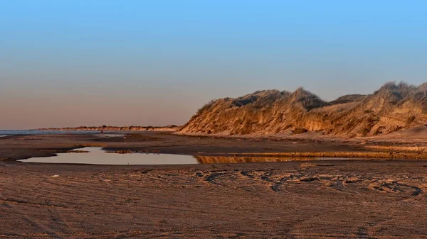 Gün batımında kum tepeleri — Stok fotoğraf