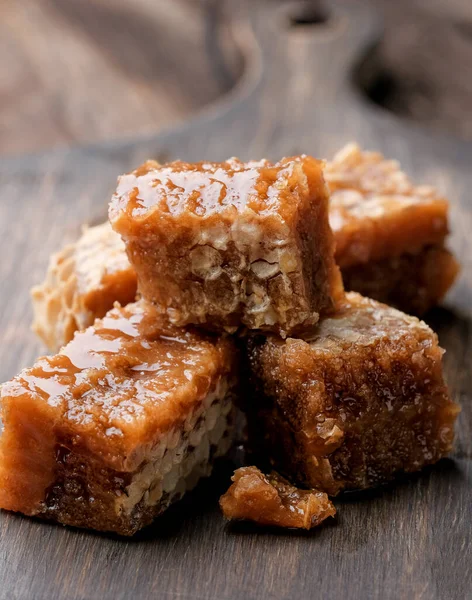 Honyecomb kapatma şablonu.