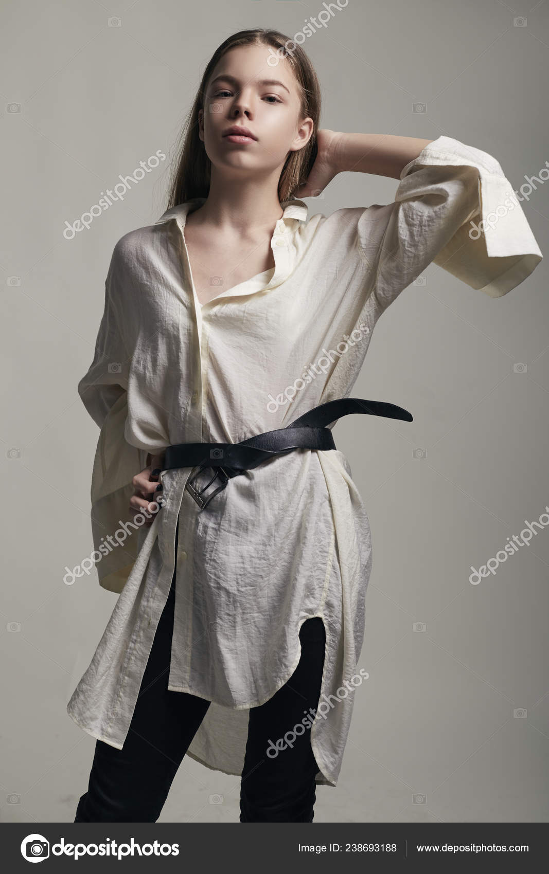 Young Model Teenage Girl Posing Studio Clothing Casual Stock Photo by ©OvcharenkoViktoria 238693188