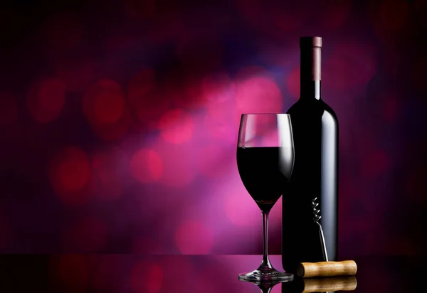 Wine on bokeh background — 图库照片