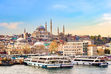 Gün batımında Süleymaniye Camii