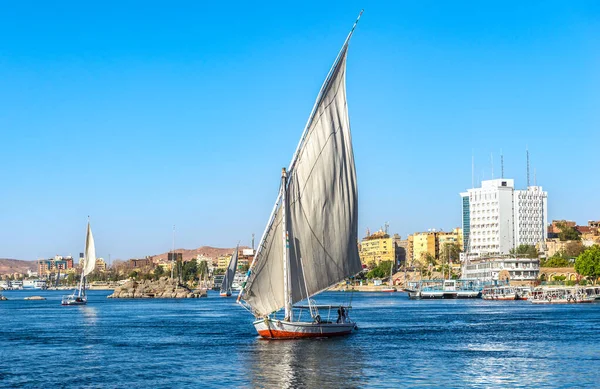 Viaje en barco de vela — Foto de Stock