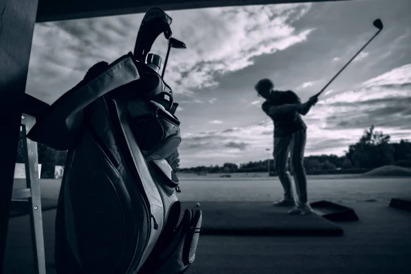 Black White Photograph Gameplay Golf Course Golf Bag Foreground Player — Stock Photo, Image