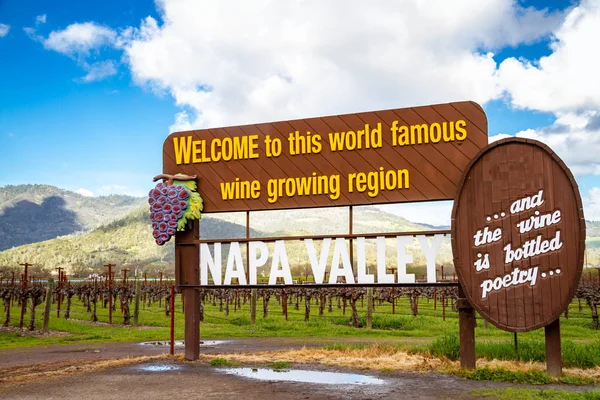 Het Napa Valley Sign — Stockfoto