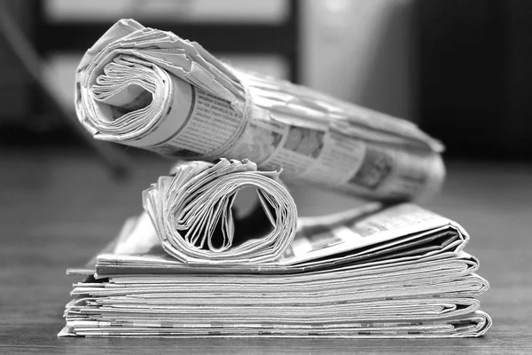 Side View Stack Newspapers Magazines Business Concept — Stock Photo, Image