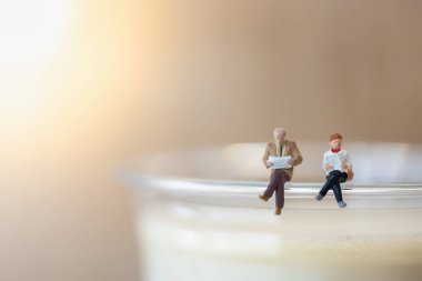 İş Hobi ve Eğitim Kavramı. Klon kadar işadamı bir