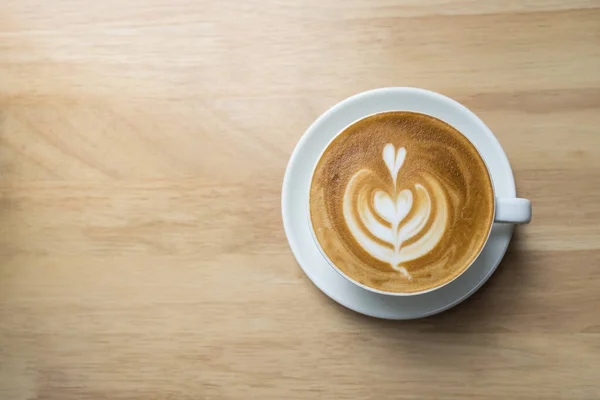 Κάτοψη Του Λευκού Φλιτζάνι Ζεστό Καφέ Latte Τέχνη Γάλα Αφρός — Φωτογραφία Αρχείου