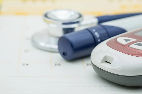 Close Glucose Meter Lancet Stethoscope Calendar Using Schedule Diabetes Glycemia — Stock Photo, Image