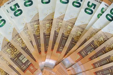 50, fan euro. Euro para notlar. Euro banknot arka plan hayranıyım. Dokular. Yakın çekim.