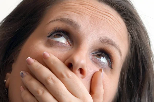 Faccia Primo Piano Una Ragazza Triste Profilo Che Guarda Alto — Foto Stock