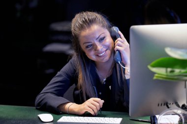 Bir çağrı merkezi çalışanı Close-up.