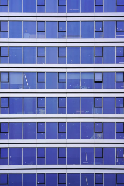 Vidro Azul Janelas Fachada Moderno Edifício Negócios Cidade Arranha Céu — Fotografia de Stock