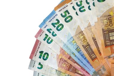 50, 20, 10, 5 euro beyaz arka plan üzerinde izole hayranıyım. 50, fan euro. Euro para notlar. Yakın çekim.