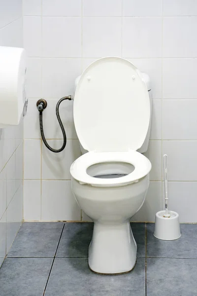 Close Van Toiletpot Witte Toilet Badkamer Openbaar Toilet Luchthaven Restaurant — Stockfoto