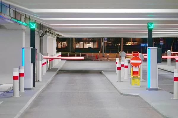 Yer altı otoparkı çıkmak