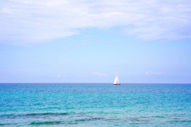 Deniz ufuk gün güneşli yaz