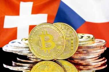 İsviçre ve Çek Cumhuriyeti bayrağı arka plan üzerinde bitcoins