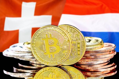 İsviçre ve Hollanda bayrak arka plan üzerinde bitcoins