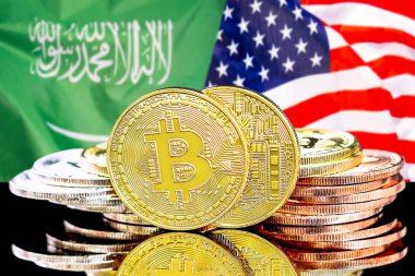 Suudi Arabistan ve Abd bayrak arka plan üzerinde bitcoins
