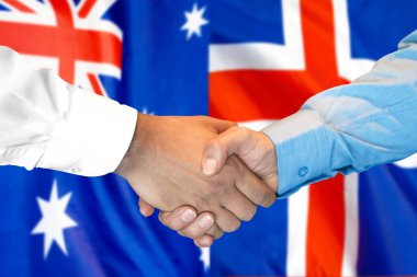 İzlanda ve bayrak arka plan üzerinde el sıkışma.