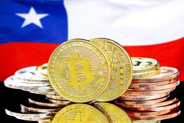 Şili bayrak arka plan üzerinde bitcoins