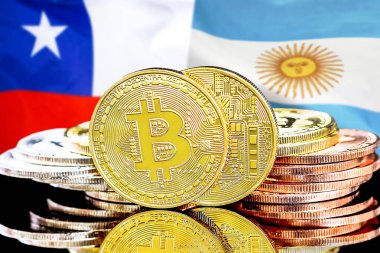 Şili ve Arjantin bayrak arka plan üzerinde bitcoins