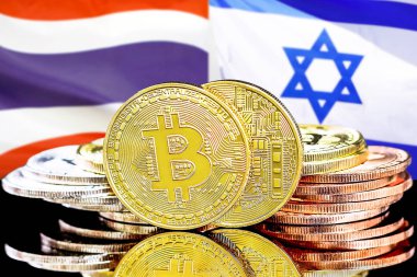 Tayland ve İsrail bayrak arka plan üzerinde Bitcoins