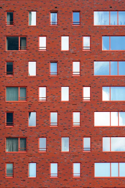 Παράθυρα του ένα τούβλο κτίριο υφή. Άντληση. — Φωτογραφία Αρχείου