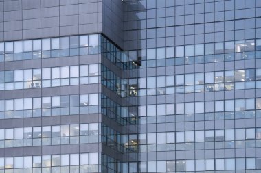 Bina penceresi kapat. Doku.