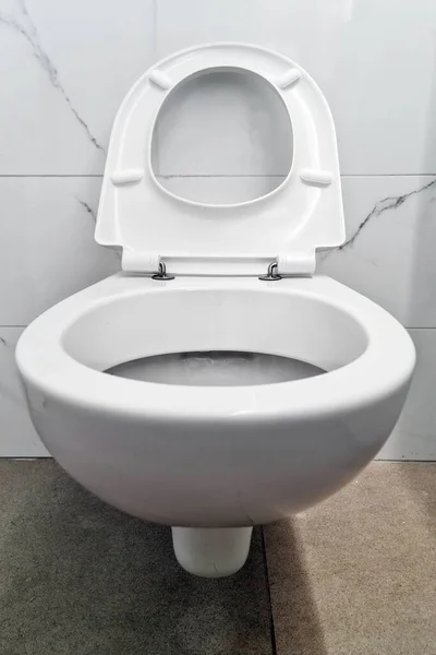 Крупним Планом Туалет Ванній Кімнаті Громадський Туалет Аеропорту Або Ресторані — стокове фото